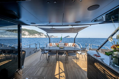 104’ Mangusta