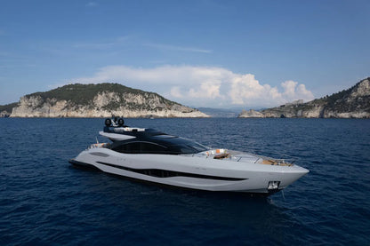 104’ Mangusta