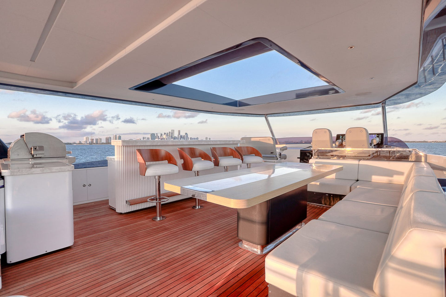 68′ GALEON