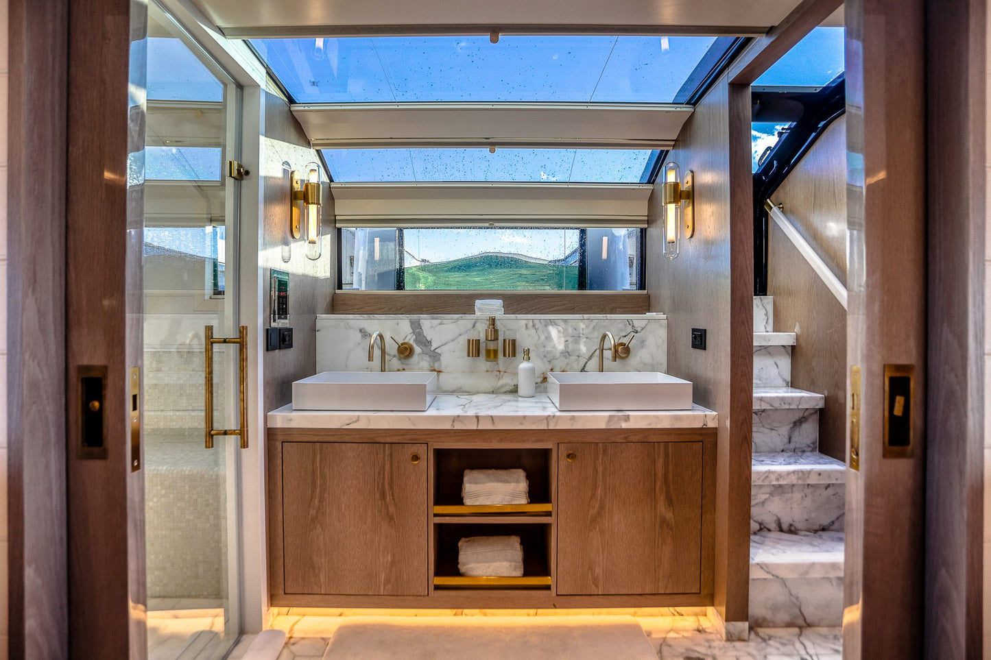 68′ GALEON