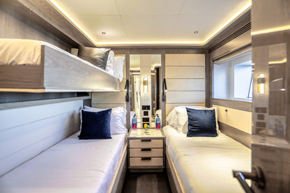68′ GALEON
