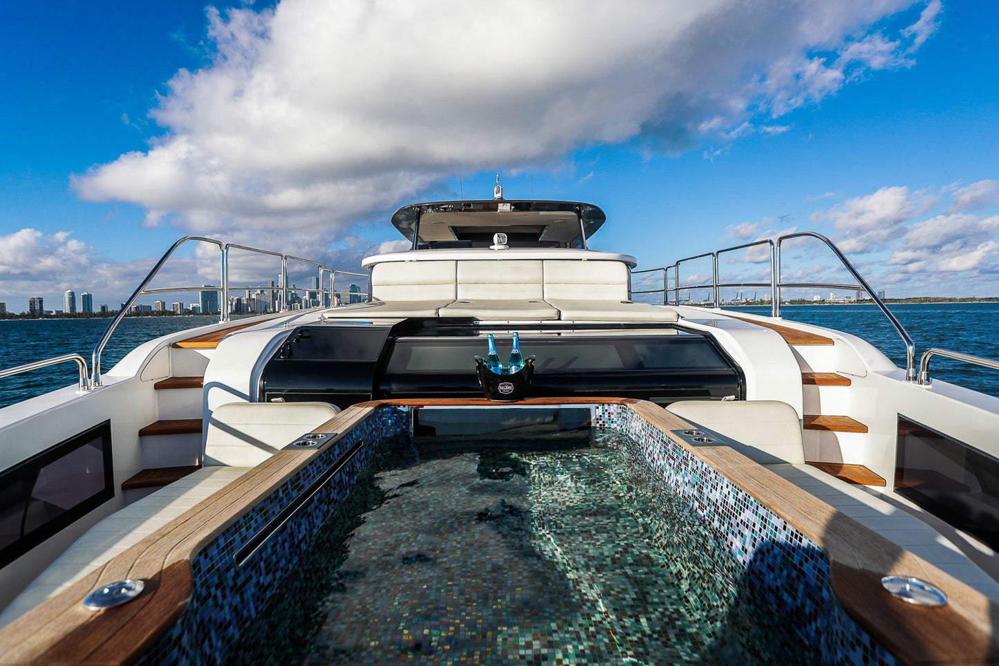 68′ GALEON