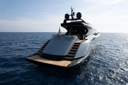 104’ Mangusta